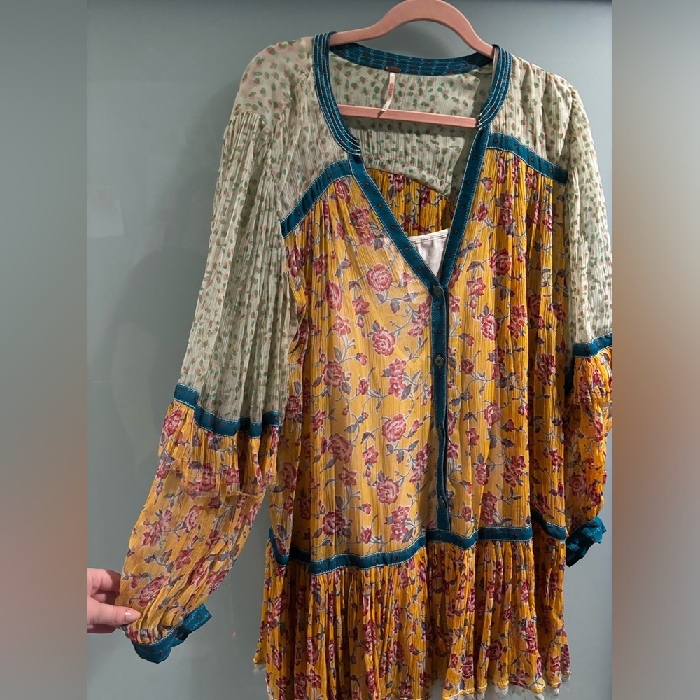 Free People floral minidress - long sleeve - size M